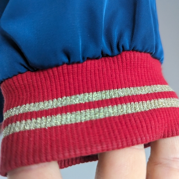 EUC Disney Captain Marvel Bomber Jacket Size   5/6 Kids - Picture 5 of 9